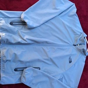 The north face windbreaker size L